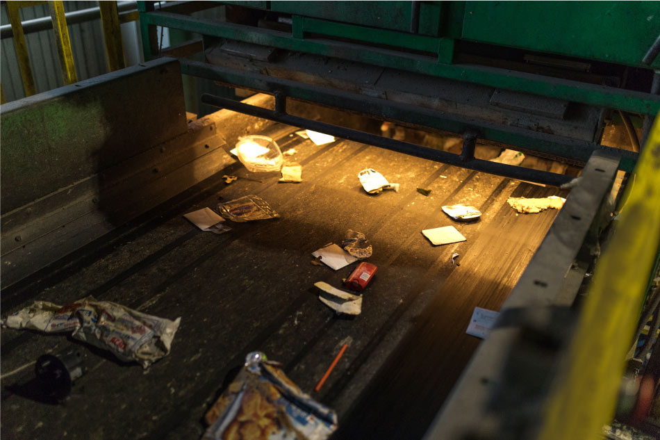Recycling sorting facility