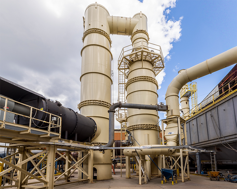 Stacked recycling bales